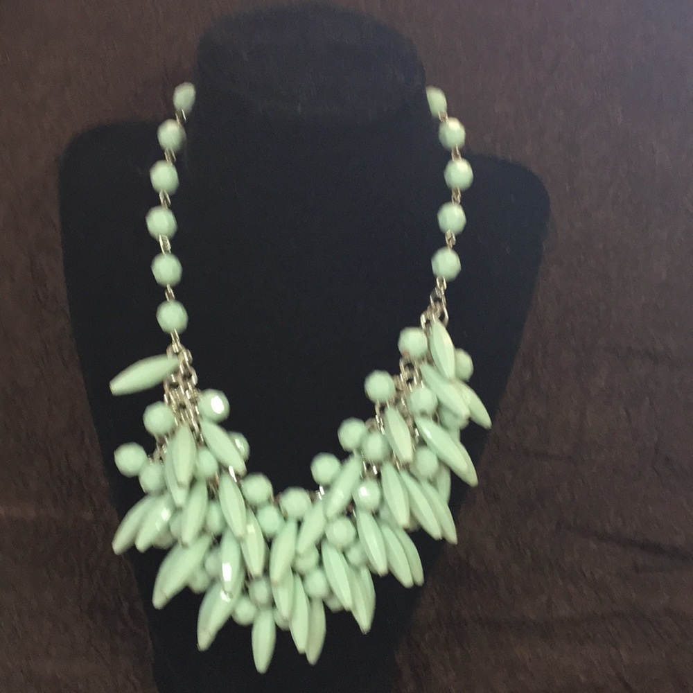 Mark.AVON Collected Treasures Necklace